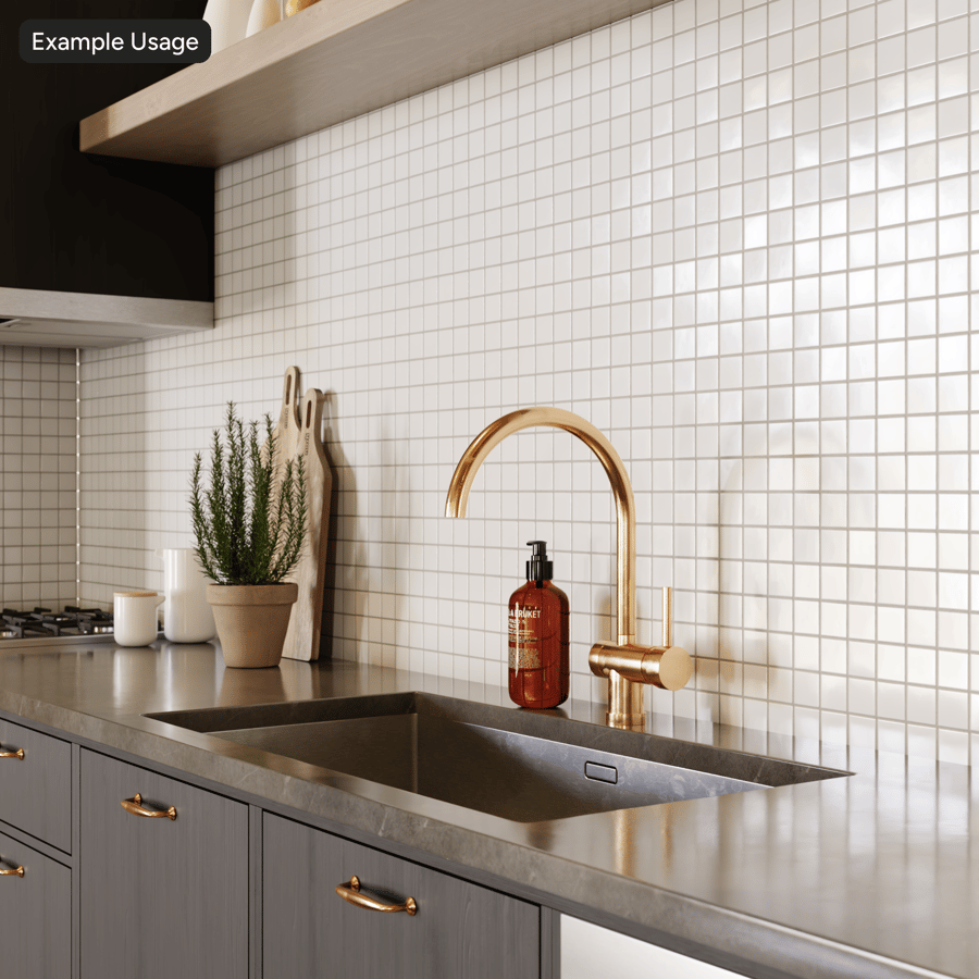 Kwadratowe płytki ceramiczne z połyskiem, białe