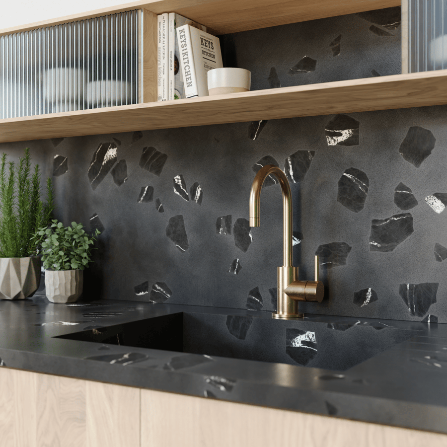 Large Chips Volcano Terrazzo Texture, Noir