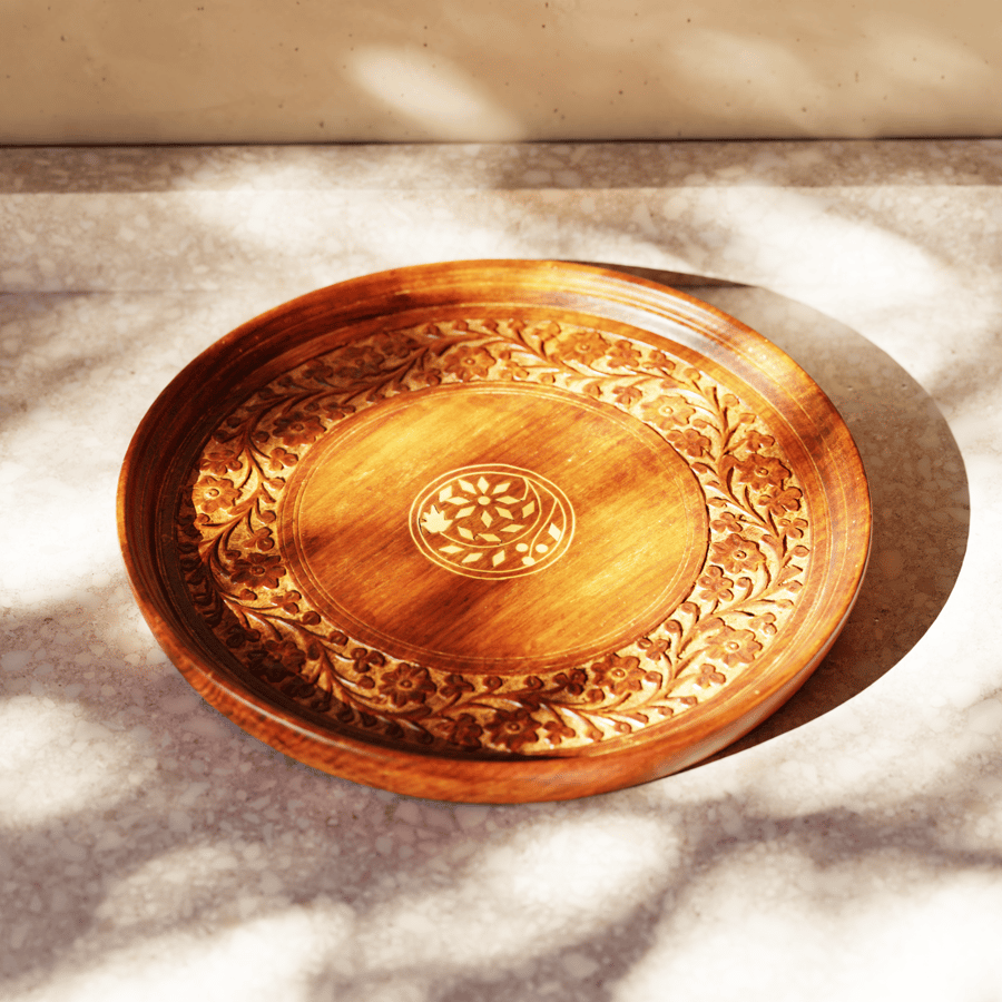 Modelo vintage de plato de madera