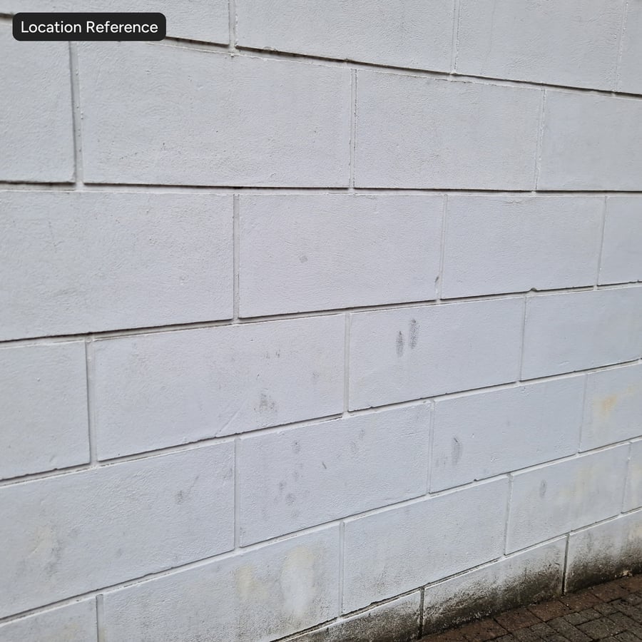 Painted Running Bond Betongväggstruktur, vit